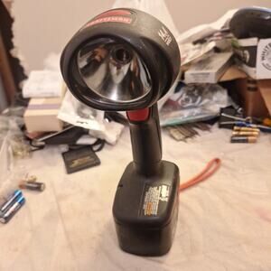 Craftsman 14.4v Worklight Cordless Swivel Head Flashlight And Battery Only